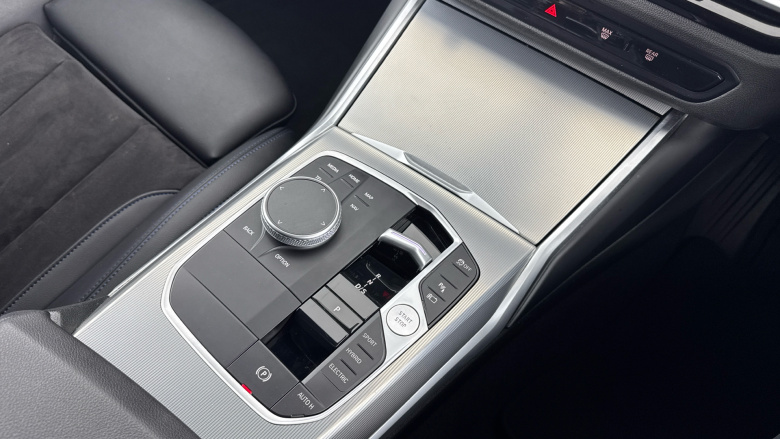 BMW 3 Series 330e M Sport 4dr Step Auto Saloon